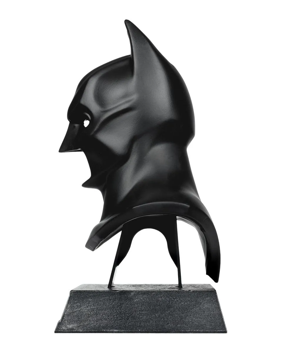 Statue DC Direct - Batman Cowl - Batman Begins 